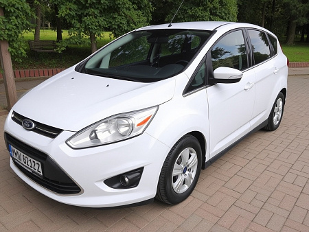 Как выбрать идеальный аккумулятор для Ford C-MAX II: советы по емкости, пусковому току и эксплуатации