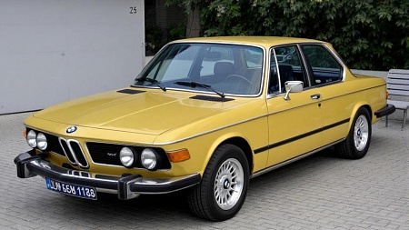 Как выбрать идеальный аккумулятор для BMW 5er I (E12): Полный гид по характеристикам и советам для надежного запуска в любых условиях