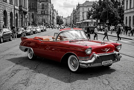 Как правильно выбрать аккумулятор для Cadillac Eldorado: советы по ёмкости, размерам и полярности для оптимальной работы автомобиля