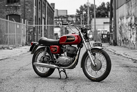 Как правильно выбрать аккумулятор для AERMACCHI 125 - 175 SX: 5 ключевых параметров для идеальной совместимости