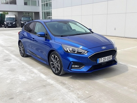Как выбрать идеальный аккумулятор для Ford Focus III Рестайлинг 2014–2019: советы по емкости, пусковому току и технологиям