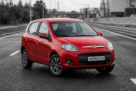 Как выбрать идеальный аккумулятор для Fiat Palio: советы по емкости, пусковому току и полярности для уверенного старта автомобиля