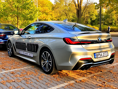 Как выбрать идеальный аккумулятор для BMW 6er IV (G32): советы и рекомендации для надежного старта в любых условиях