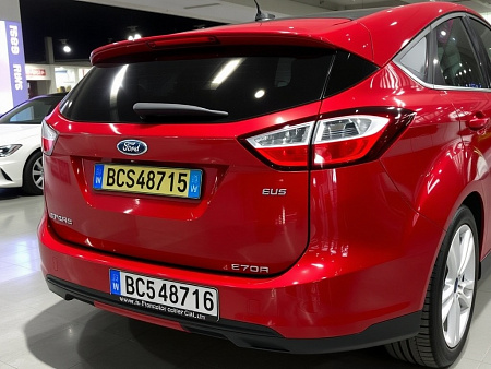 Как выбрать надежный аккумулятор для Ford C-MAX II: советы и рекомендации для долговечности вашего автомобиля