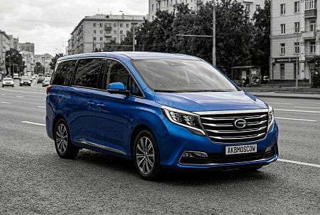 Как выбрать идеальный аккумулятор для GAC GN8: подробный гайд по параметрам и критериям выбора для надежного запуска двигателя в любых условиях