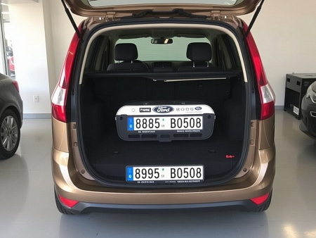 Как выбрать идеальный аккумулятор для Ford C-MAX: советы по характеристикам и уходу для надежной работы в любых условиях