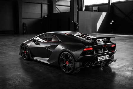 Как выбрать идеальный аккумулятор для Lamborghini Sesto Elemento: советы по емкости, пусковому току и полярности для продления жизни вашего суперкара