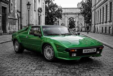 Как выбрать идеальный аккумулятор для Lamborghini Jalpa: советы по емкости, пусковому току и полярности