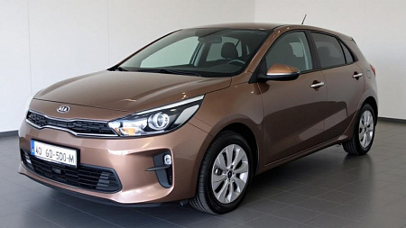 Как выбрать идеальный аккумулятор для Kia Rio V 2020: советы экспертов и рекомендации по эксплуатации