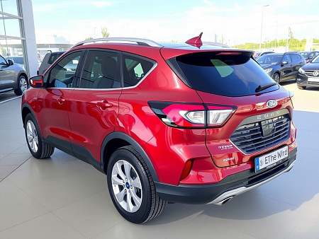 Как правильно выбрать и заменить аккумулятор для Ford Escape IV 2019: советы и характеристики для надежной эксплуатации
