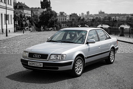 Как выбрать идеальный аккумулятор для Audi 100: полный гайд по размеру, току и полярности для зимнего безбедного запуска