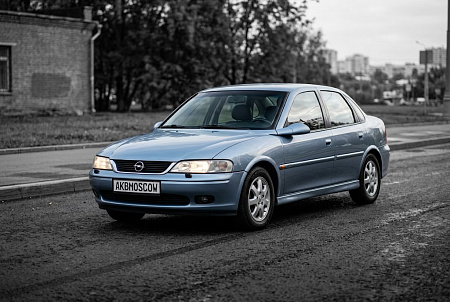 Как выбрать идеальный аккумулятор для Chevrolet Vectra: 5 ключевых параметров для надежного запуска в холодную зиму