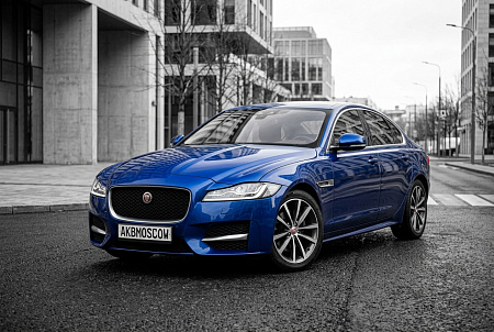 Как правильно выбрать аккумулятор для Jaguar XF: советы по емкости, пусковому току и полярности