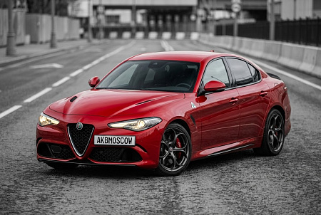 Как выбрать лучший аккумулятор для Alfa Romeo Giulia: Подробный гид по емкости, токам и полярности для надежного запуска в любых условиях