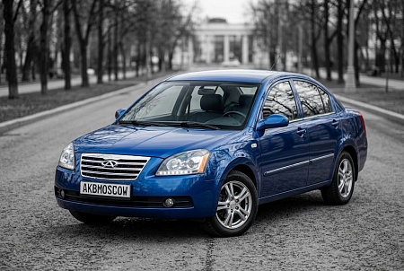 Как выбрать идеальный аккумулятор для Chery Fora (A21): ключевые характеристики и советы по установке для уверенного старта в любых условиях