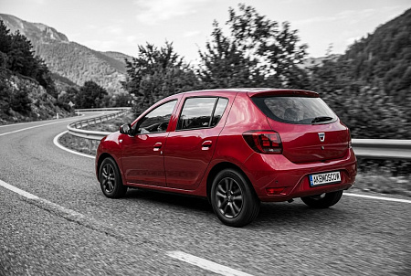 Как выбрать идеальный аккумулятор для Dacia Nova: полный гайд по емкости, току и полярности для надежного запуска в любой ситуации