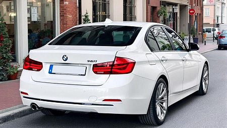 Как выбрать идеальный аккумулятор для BMW 340i: советы по выбору, установке и эксплуатации