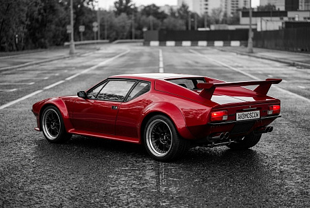 Как выбрать идеальный аккумулятор для De Tomaso Pantera: советы по характеристикам, размерам и полярности для надёжного старта автомобиля