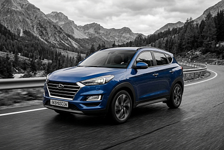 Выбор идеального аккумулятора для Hyundai Tucson III 2018-2021: емкость, размер и полярность для надежного запуска в любых условиях