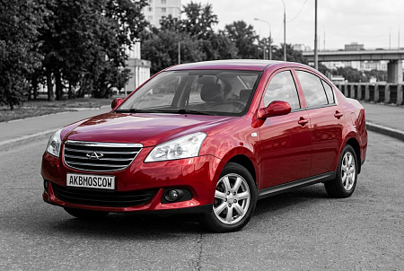Как выбрать надежный аккумулятор для Chery E5: ключевые характеристики и ошибки, которые нужно избежать