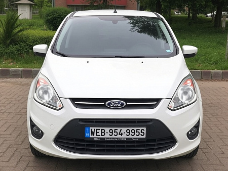 Как выбрать идеальный аккумулятор для Ford C-MAX II: советы по емкости, пусковому току и технологиям для бензиновых и дизельных версий 2010-2015 годов