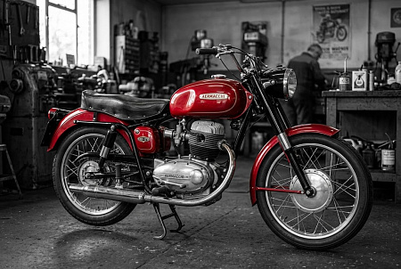 Как выбрать идеальный аккумулятор для мото AERMACCHI 125–175: 7 секретов успешного выбора