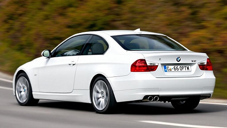 Как выбрать идеальный аккумулятор для BMW 3er V (E9x): секреты долговечности и надежности вашей машины