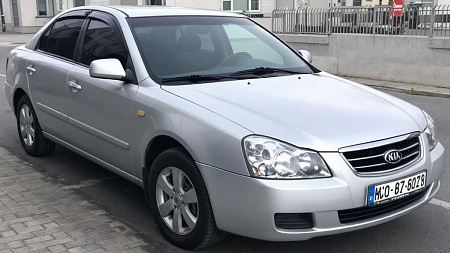 Как правильно выбрать аккумулятор для Kia Spectra II: советы по емкости, пусковому току и полярности для надежного запуска вашего автомобиля