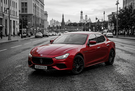 Как выбрать лучший аккумулятор для Maserati Ghibli: советы по технике и безопасности для вашего итальянского авто