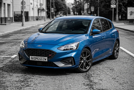 Как выбрать идеальный аккумулятор для Ford Focus ST: секреты и советы российским автолюбителям