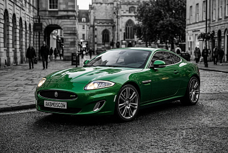 Как выбрать идеальный аккумулятор для Jaguar XKR: размеры, ёмкость и важные советы по подбору