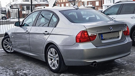 Как выбрать идеальный аккумулятор для BMW 3er V (E9x): 5 ключевых характеристик, которые обеспечат надежность в любых условиях