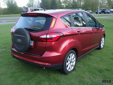 Как правильно выбрать аккумулятор для Ford B-MAX: советы по оптимальному выбору и эксплуатации для надежного запуска в любых условиях