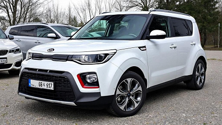 Как выбрать идеальный аккумулятор для Kia Soul III: советы по емкости, пусковому току и полярности для надежного запуска автомобиля