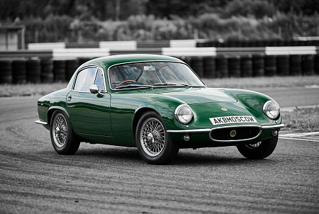 Как выбрать идеальный аккумулятор для Lotus Elite: все секреты, которые помогут избежать ошибок и продлить жизнь вашему автомобилю
