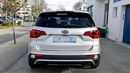 Как выбрать идеальный аккумулятор для Kia Sorento III: советы по емкости, пусковому току и типам батарей для надежного старта и долгой службы
