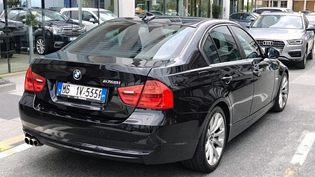 Как выбрать идеальный аккумулятор для BMW 328i F3x: советы по замене и уходу для долговечности и надежности