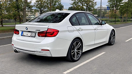 Как выбрать идеальный аккумулятор для BMW 3er VI (F3x) 320i 2.0: все, что нужно знать о емкости, пусковом токе и полярности