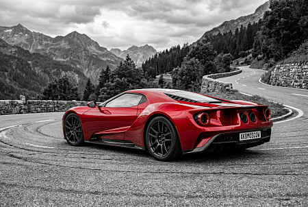 Как выбрать аккумулятор для Ford GT: идеальный гайд по емкости, пусковому току и полярности для надежного запуска supercar