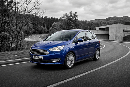 Как выбрать идеальный аккумулятор для Ford C-MAX: советы и технические характеристики для надежного запуска в любых условиях
