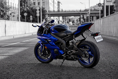 Как выбрать идеальный аккумулятор для Yamaha YZF-R6: важные характеристики и ошибки, которых стоит избегать