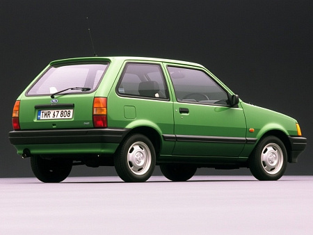 Как правильно выбрать аккумулятор для Ford Festiva: советы по надежности и долговечности на любой сезон