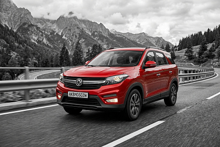 Как выбрать идеальный аккумулятор для DongFeng Fengon 560: рекомендации по размеру, току и полярности для надежной эксплуатации автомобиля