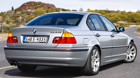 Как выбрать идеальный аккумулятор для BMW 3er IV (E46) Рестайлинг 2001-2006: советы по емкости, пусковому току и установке для надежного запуска двигателя