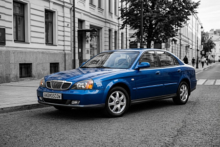 Выбор идеального аккумулятора для Daewoo Evanda: как избежать распространенных ошибок и обеспечить надежный запуск зимой