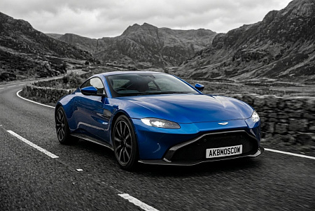 Как выбрать идеальный аккумулятор для Aston Martin V8 Vantage: полный гид по характеристикам и секретам надёжности