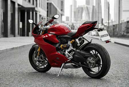 Аккумулятор для Ducati 700: как выбрать идеальный вариант для надежного запуска и долгой службы вашего мотоцикла