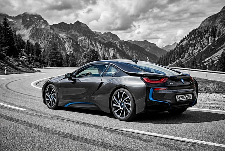 Выбор аккумулятора для BMW i8: как избежать ошибок и обеспечить надежность вашего гибридного автомобиля