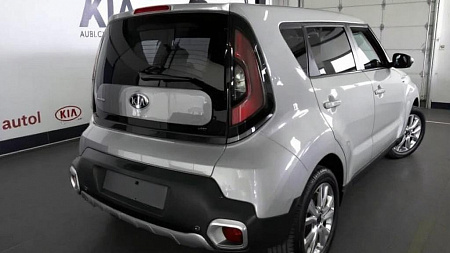 Как правильно выбрать аккумулятор для Kia Soul III: советы по характеристикам, эксплуатации и замене