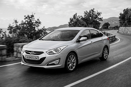 Как выбрать идеальный аккумулятор для Hyundai i40 I: советы по замене и подбору для надежной работы вашего автомобиля